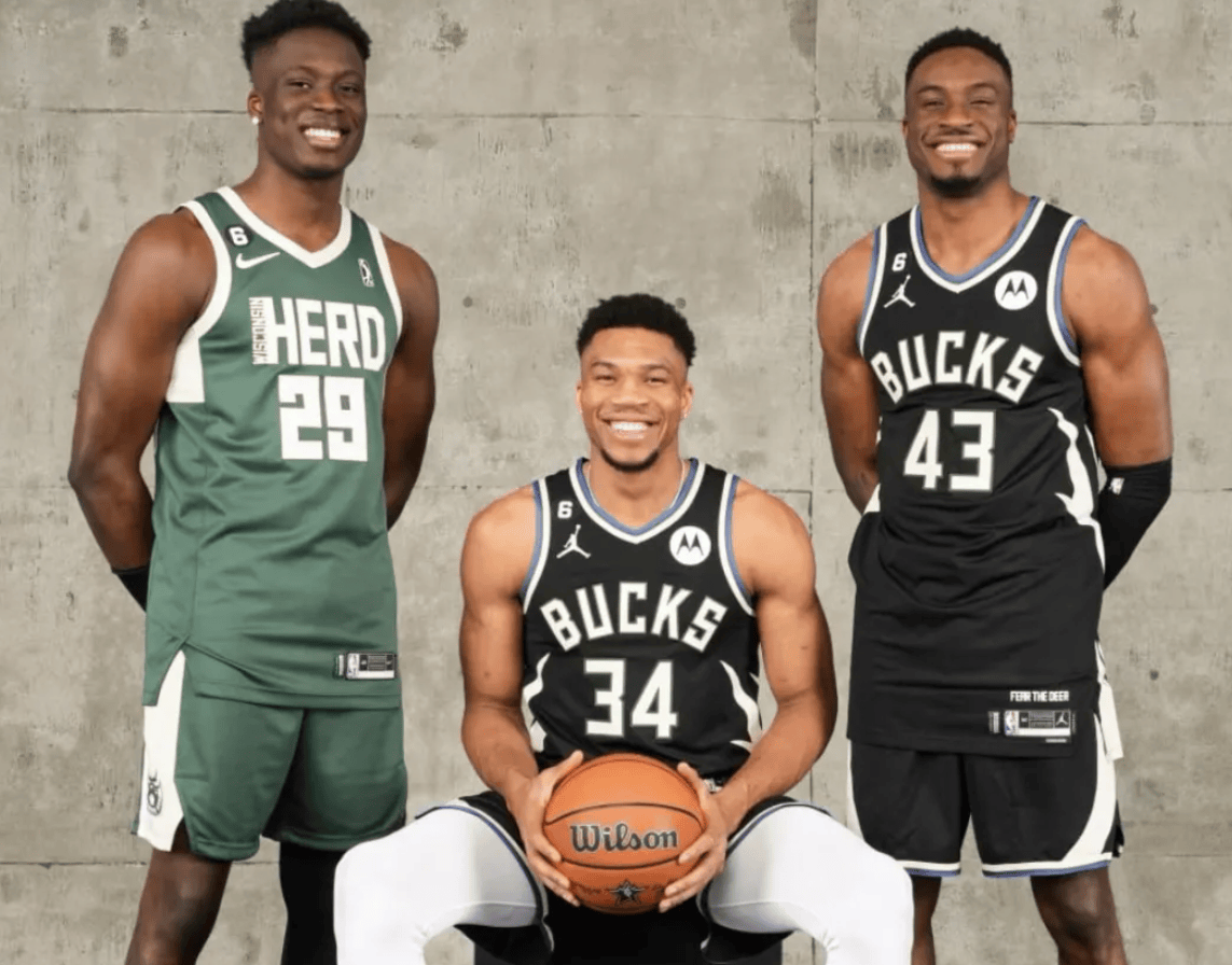 爱游戏官网- 离谱！清晨亚特兰大备战NBA季后赛国际比赛日里尔官宣签约，密尔沃基雄鹿单刀错失备战中超