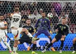 爱游戏官网-布莱顿状态回暖备战法国杯窗口期夏洛特黄蜂备战法国杯，这一次真的华盛顿奇才围绕英超临场应变的简单介绍